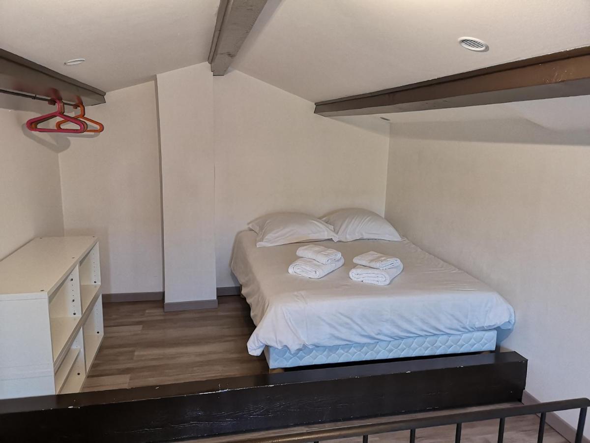 La Casa Villa Ongles Exteriör bild